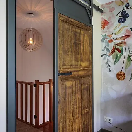 Valy 4 Adultes Et 2 Enfants Holiday home *