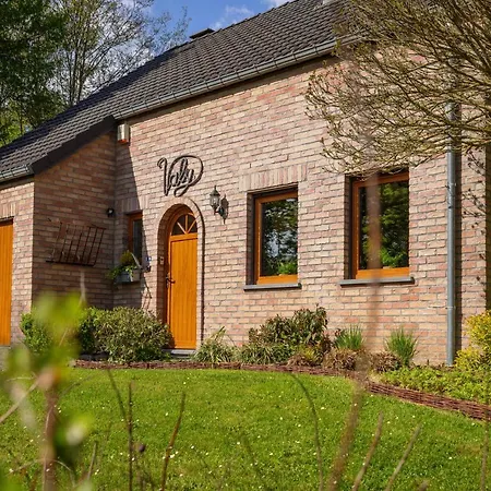 Valy 4 Adultes Et 2 Enfants Durbuy